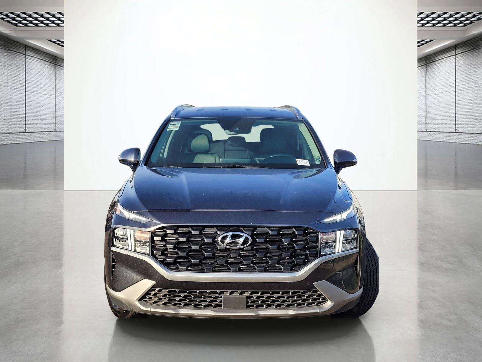 Used 2023 Hyundai Santa Fe SEL image 4