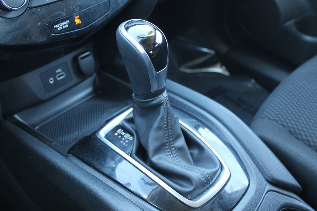 Used 2019 Nissan Rogue Sport S image 34