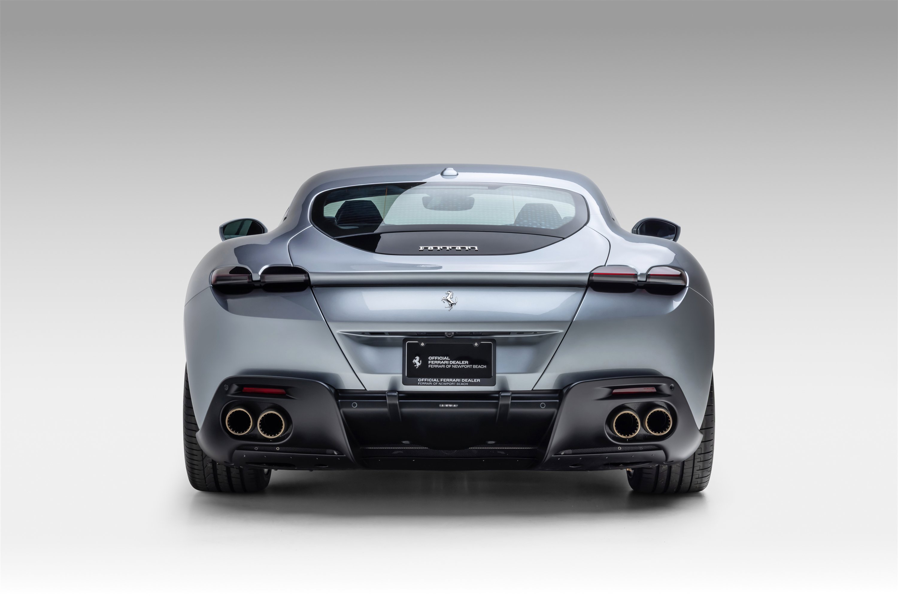 Used 2023 Ferrari Roma RWD image 11