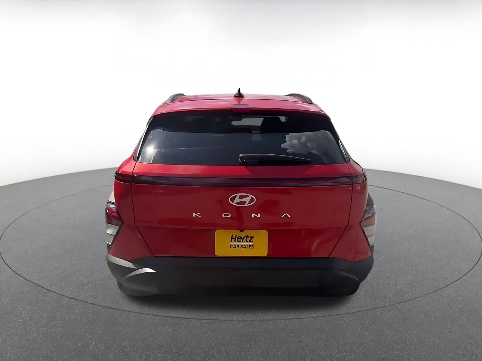 Used 2025 Hyundai Kona SEL image 18