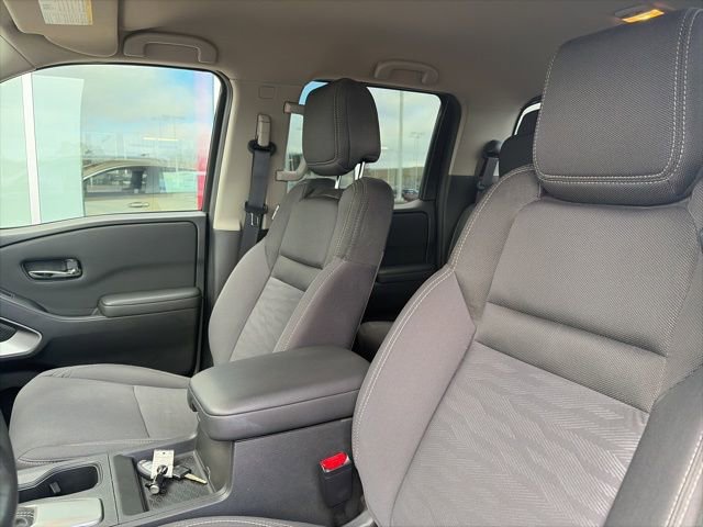 Certified 2024 Nissan Frontier SV w/ SV Convenience Package image 9