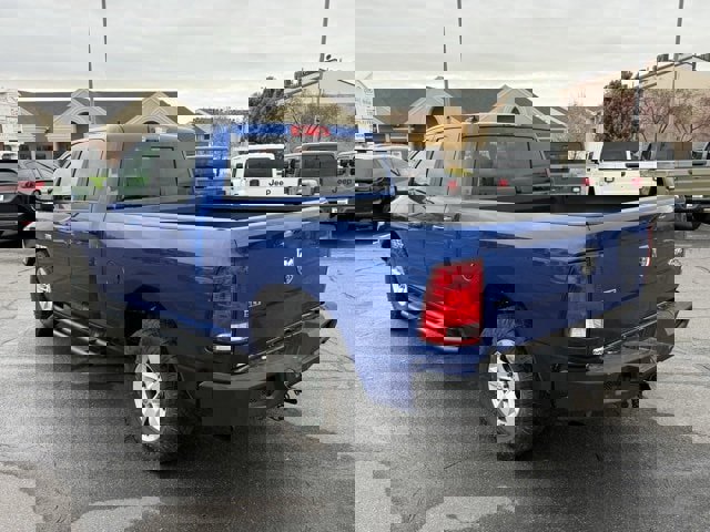 Used 2019 RAM 1500 Classic SLT w/ Luxury Group image 8