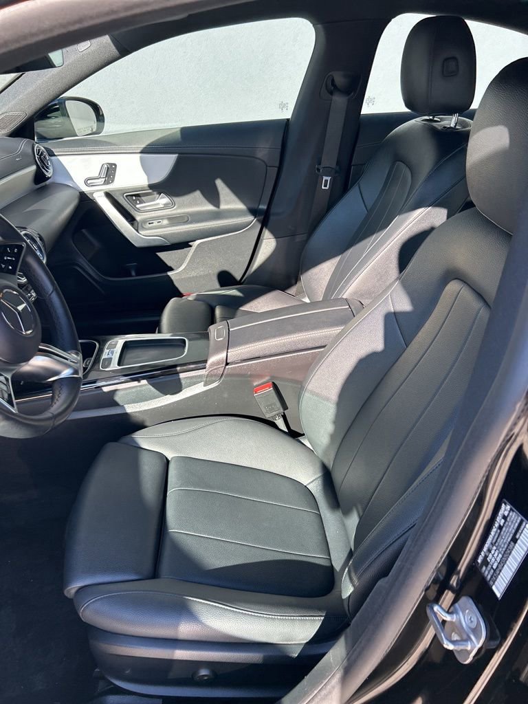 Used 2025 Mercedes-Benz CLA 250 4MATIC image 6