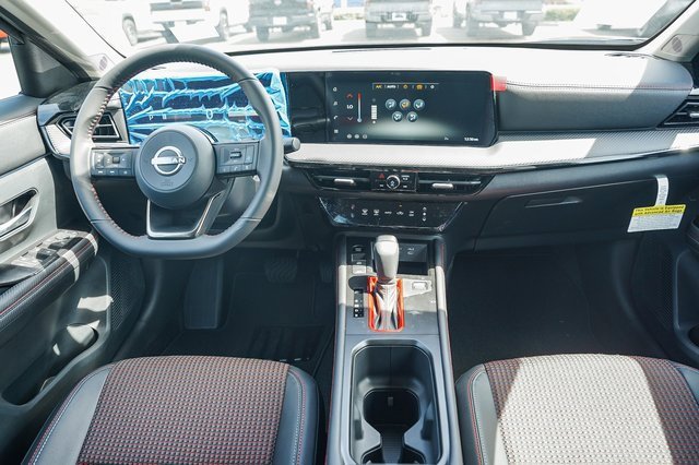 New 2026 Nissan Kicks SR image 13