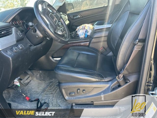 Used 2017 GMC Yukon SLT AWD/4WD image 2