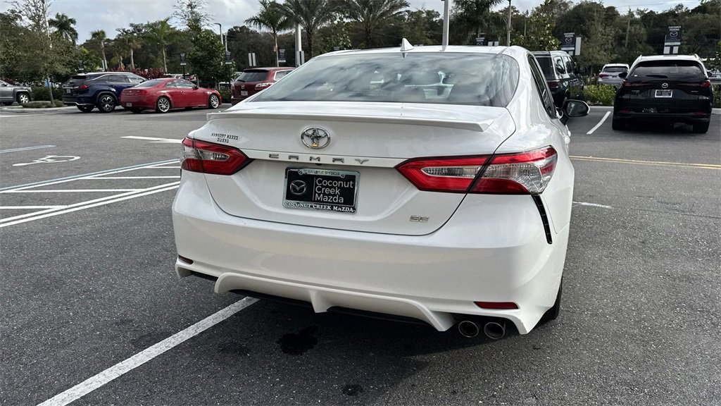 Used 2020 Toyota Camry SE image 26