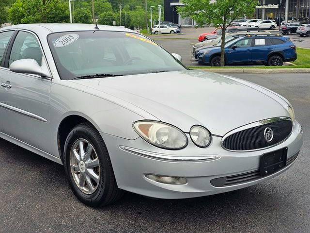 Used 2005 Buick LaCrosse CXL w/ Gold Convenience Package FWD image 2