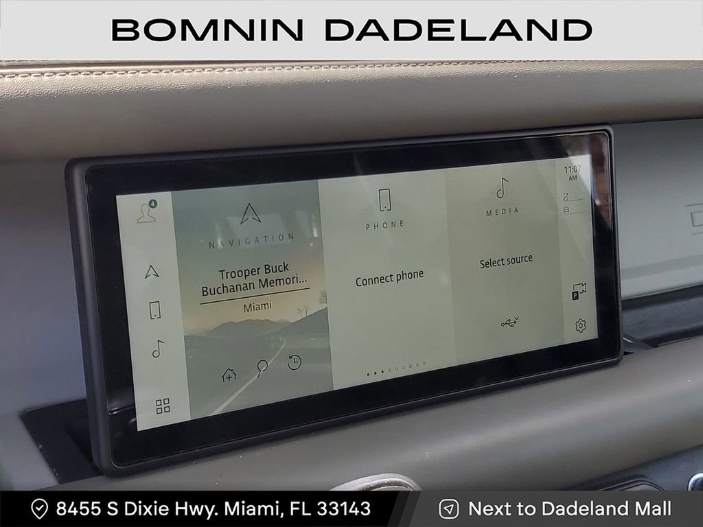 Used 2020 Land Rover Defender 110 SE image 21