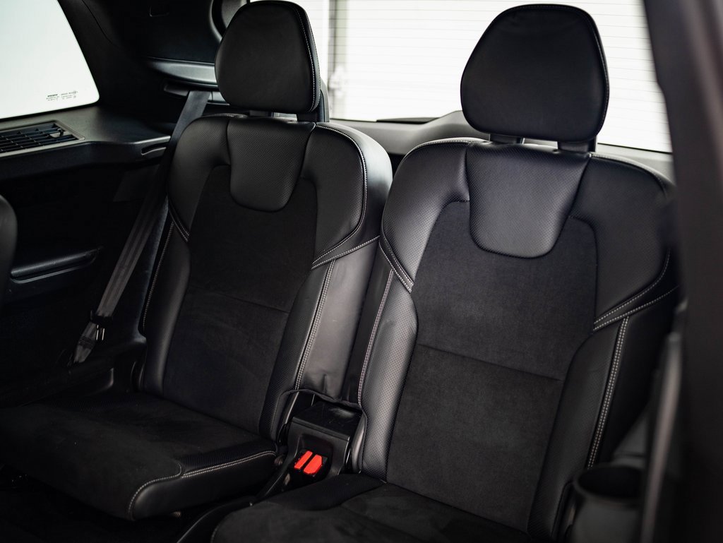Used 2018 Volvo XC90 T5 R-Design w/ Convenience Package image 48