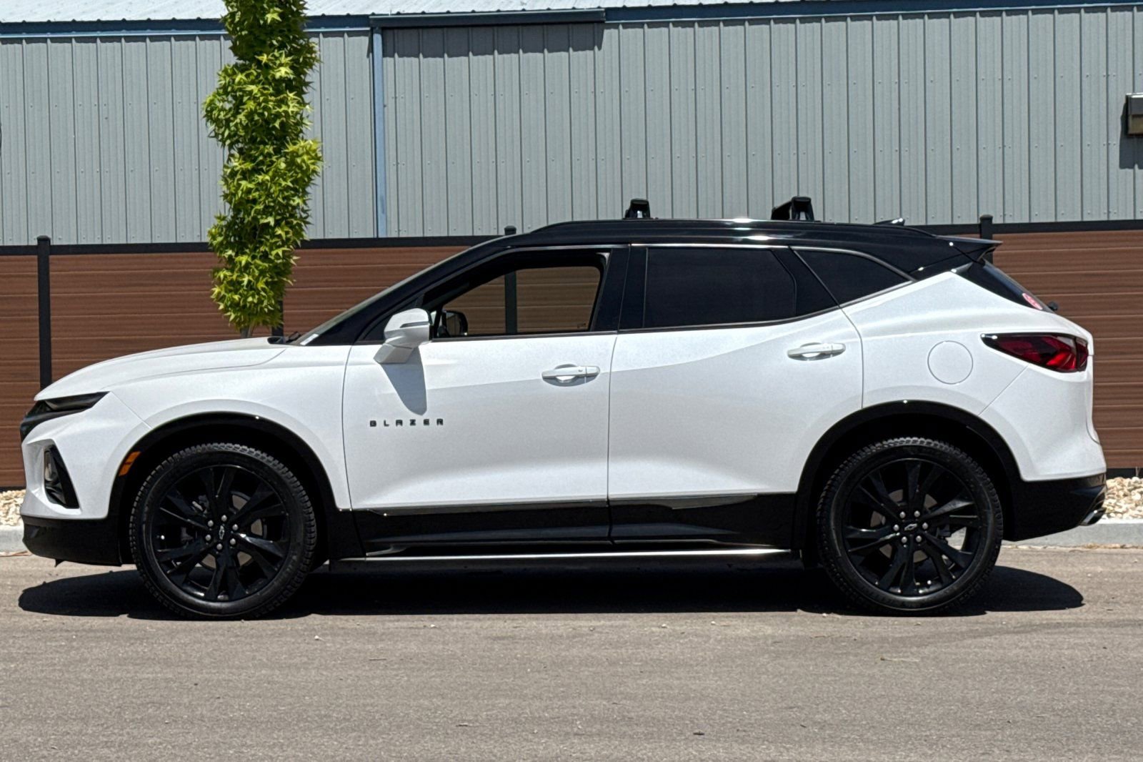 Used 2022 Chevrolet Blazer RS w/ LPO, 'HIT The Road' Package AWD/4WD image 7