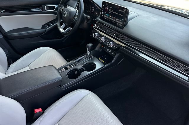 Used 2023 Honda Civic Touring image 17