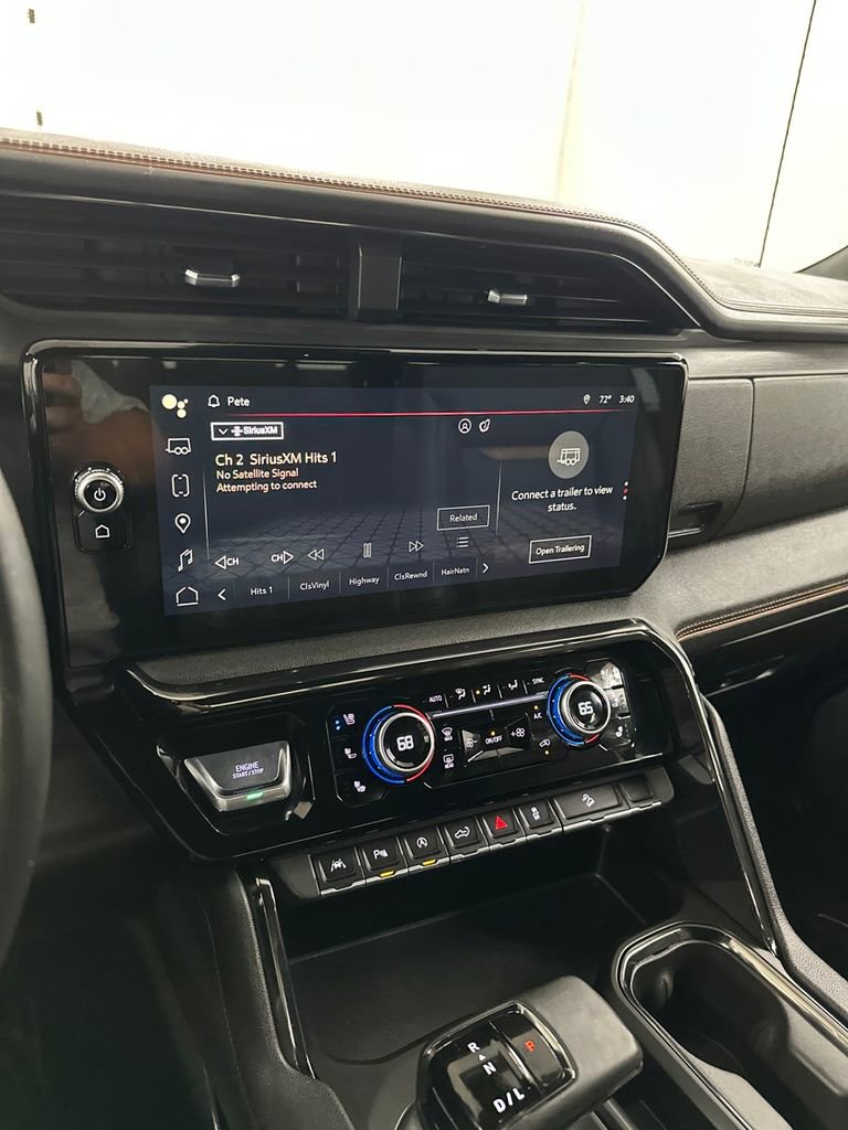 Used 2024 GMC Sierra 1500 AT4 w/ Technology Package image 25