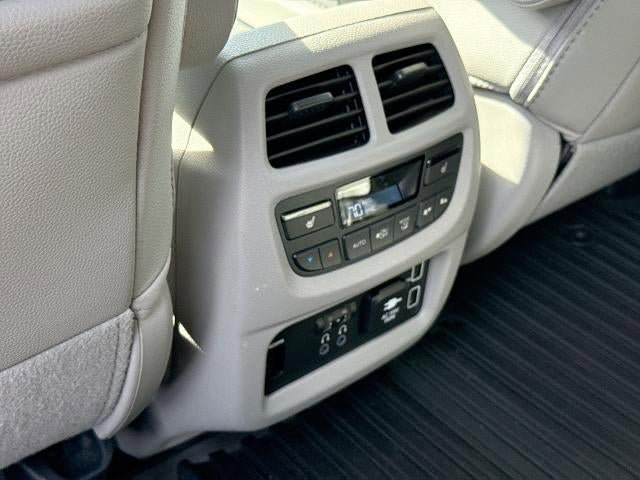 Used 2019 Honda Pilot Touring image 22