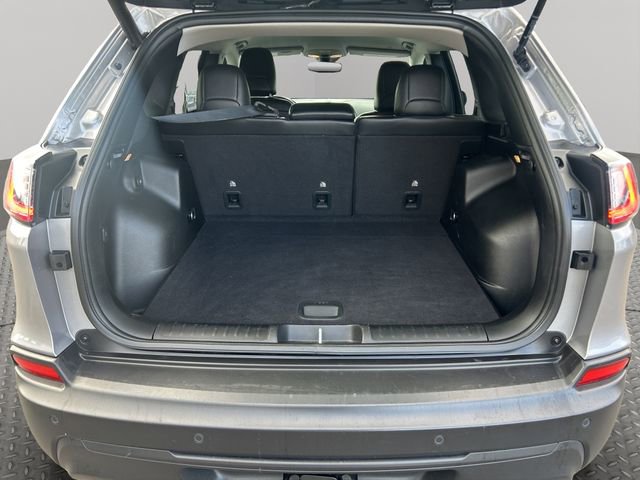 Used 2021 Jeep Cherokee Latitude Lux w/ Comfort/Convenience Group image 24