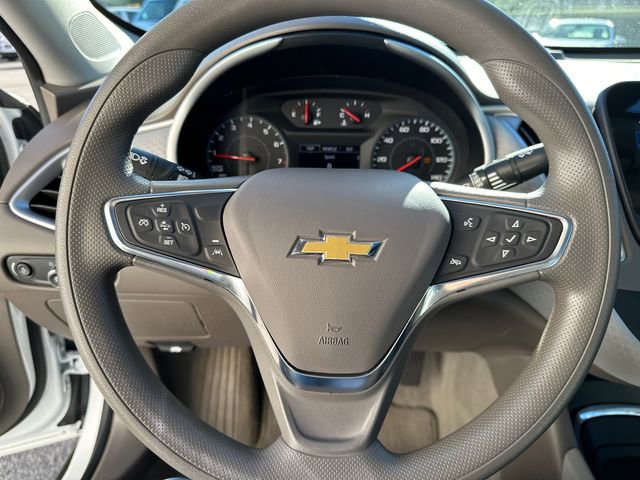Used 2023 Chevrolet Malibu LT image 29