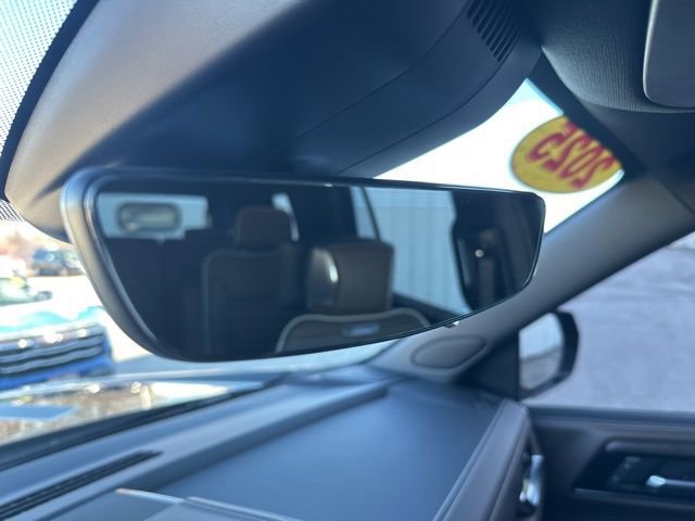 Used 2025 GMC Yukon Denali Ultimate w/ LPO, Floor Liner Package image 35