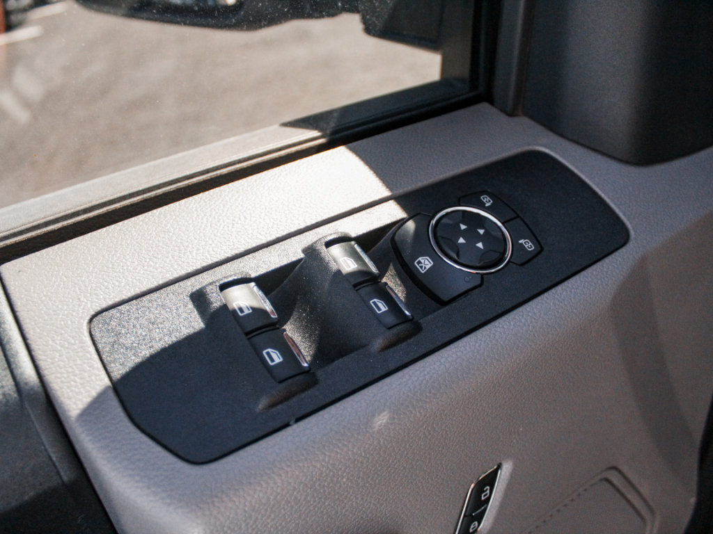 Used 2020 Ford F250 XL w/ Power Equipment Group RWD image 11
