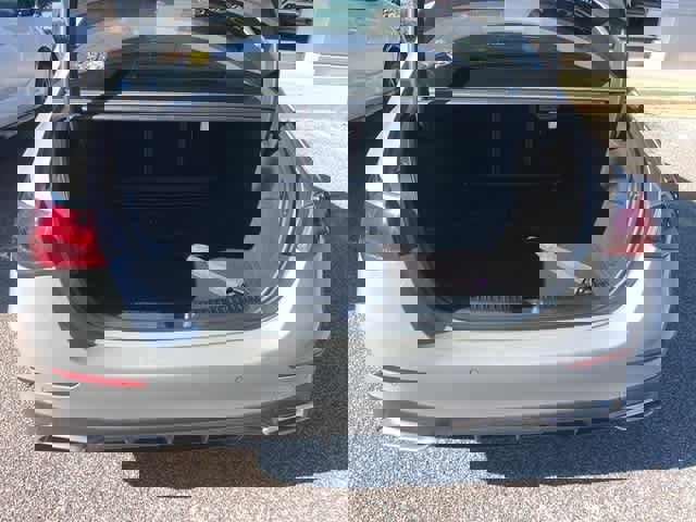 Used 2025 Mercedes-Benz E 350 4MATIC Sedan image 13