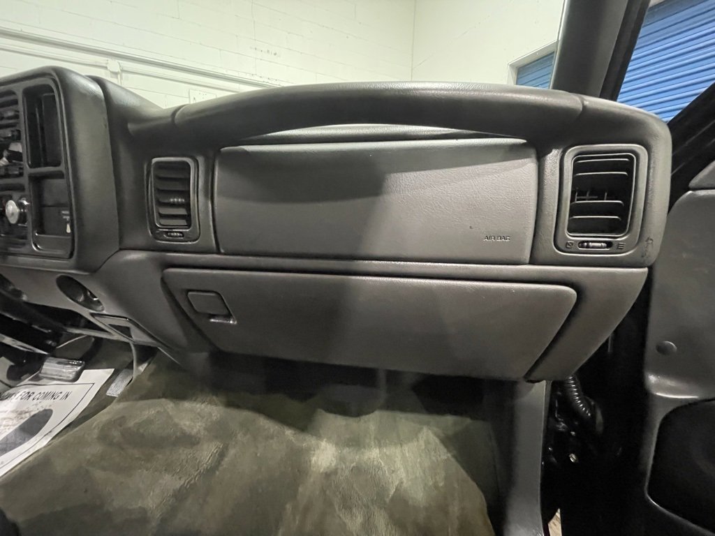 Used 2007 Chevrolet Silverado 2500 LT w/ Heavy-Duty Power Package image 30