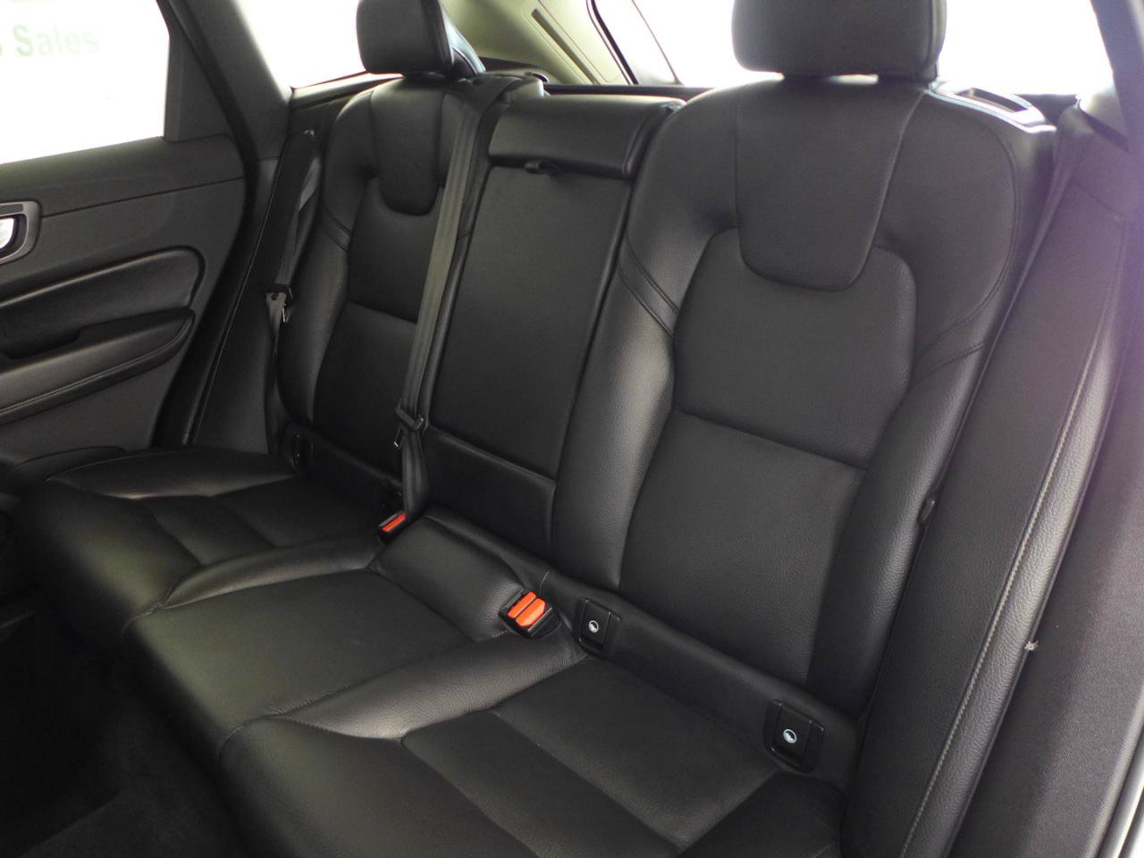 Used 2023 Volvo XC60 B5 Plus w/ Climate Package AWD/4WD image 46
