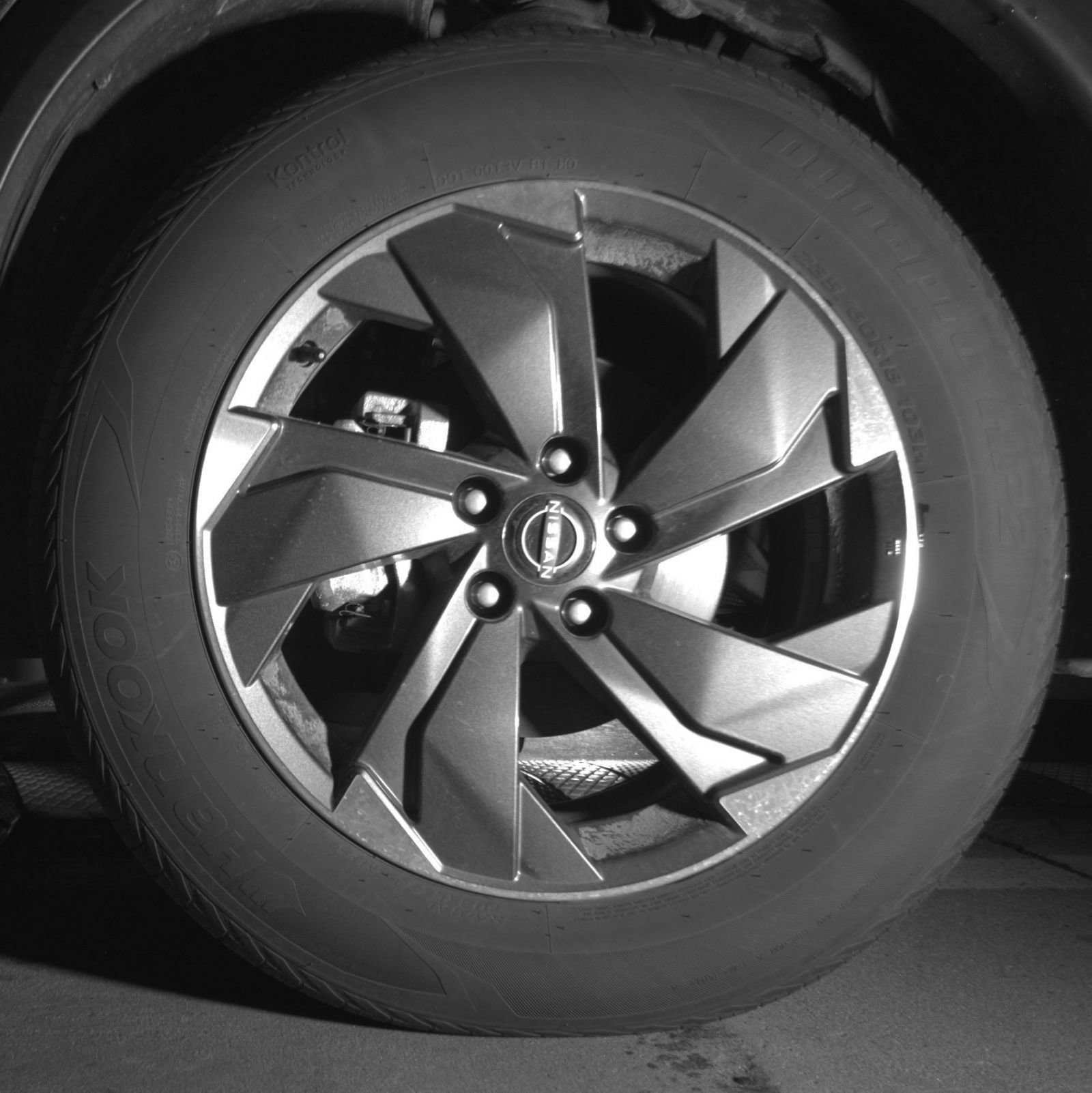 Used 2025 Nissan Rogue SV AWD/4WD image 15