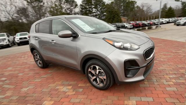 Used 2022 Kia Sportage LX image 3