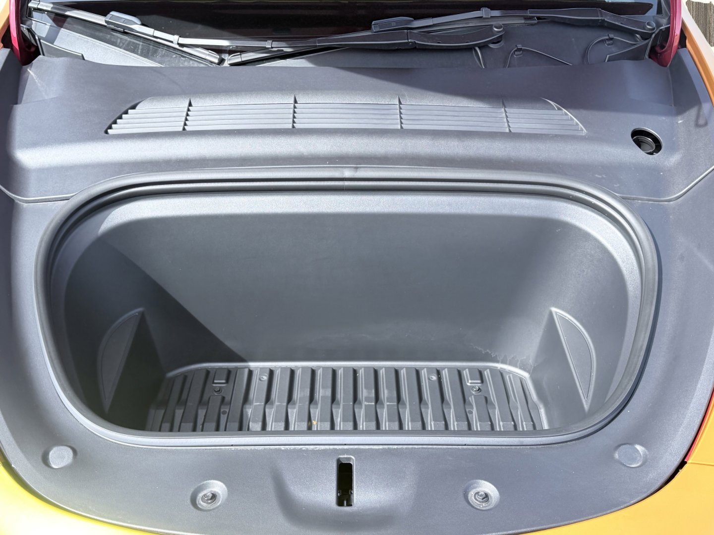 Used 2023 Tesla Model Y Performance image 18