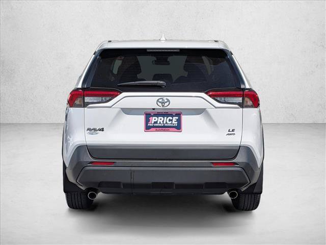 Used 2022 Toyota RAV4 LE AWD/4WD image 7
