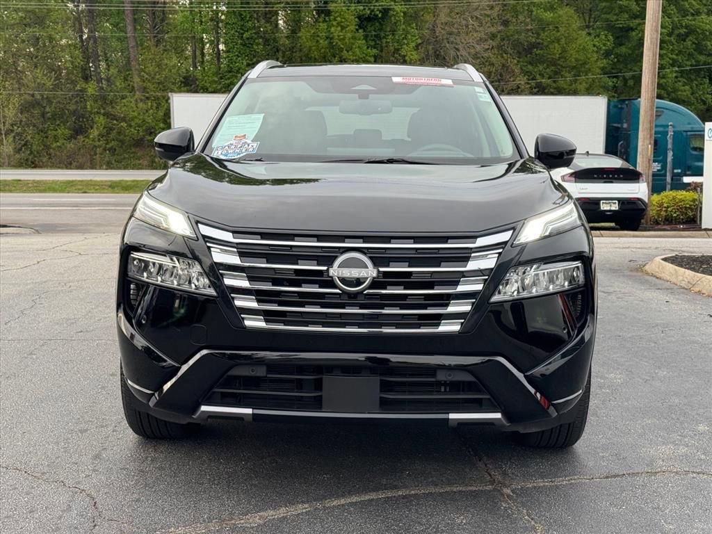 Certified 2025 Nissan Rogue Platinum w/ Platinum Premium Package image 8