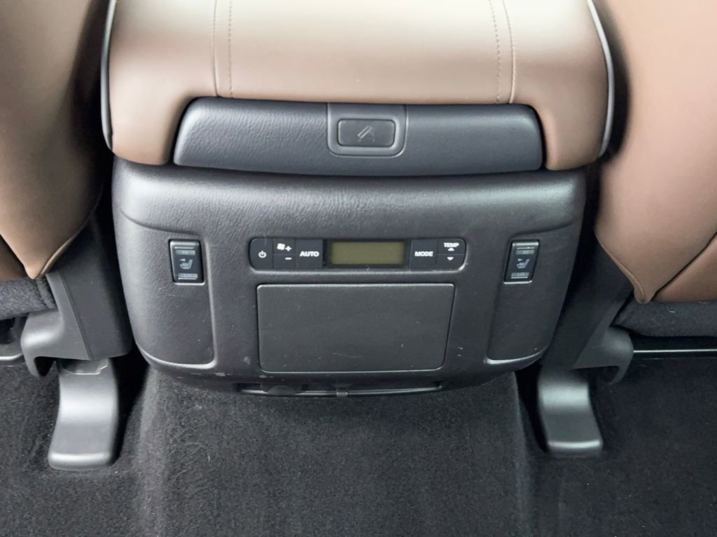 Used 2024 Nissan Armada Platinum w/ Captain's Chairs Package image 23