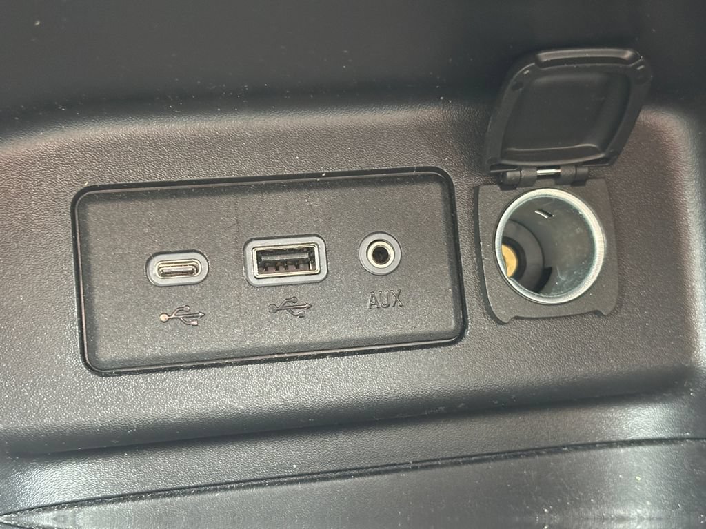 Used 2022 Chevrolet Equinox LT FWD image 26