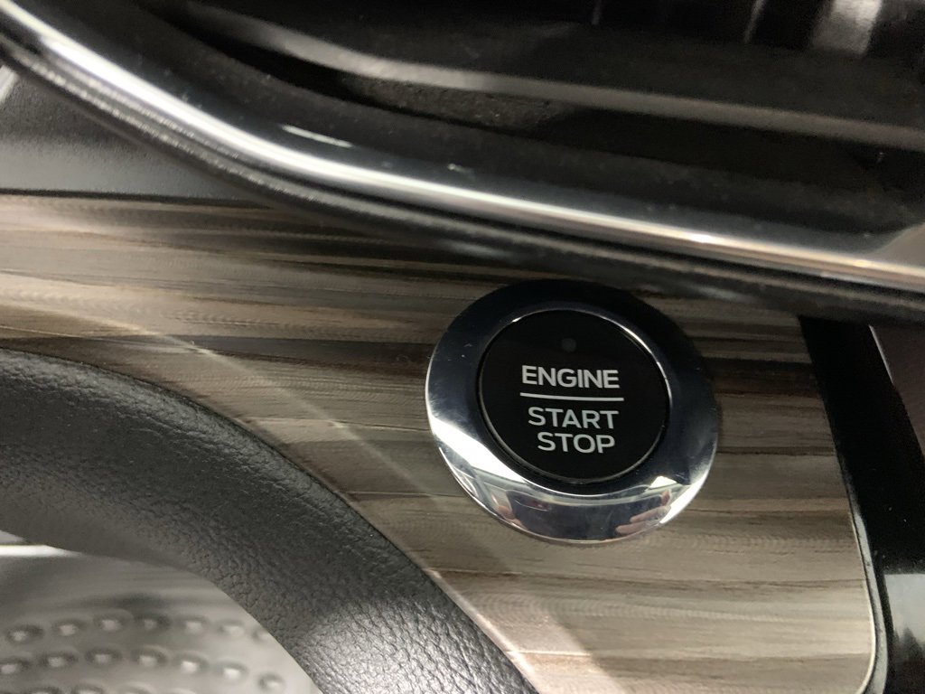 Used 2021 Ford Explorer Limited w/ Equipment Group 301A image 34