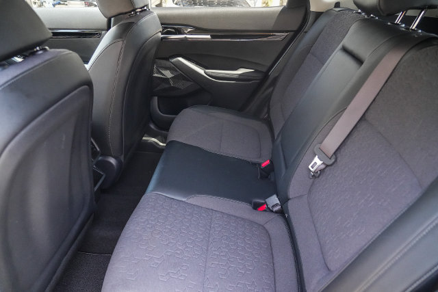 Used 2025 Kia Seltos S FWD image 19