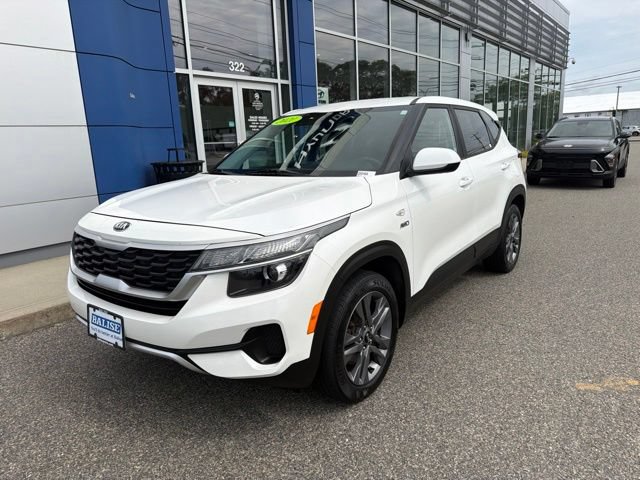 Used 2021 Kia Seltos LX w/ Paint Protection Package AWD/4WD image 2