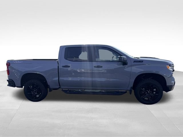 Used 2024 Chevrolet Silverado 1500 LT Trail Boss w/ Convenience Package II AWD/4WD image 4