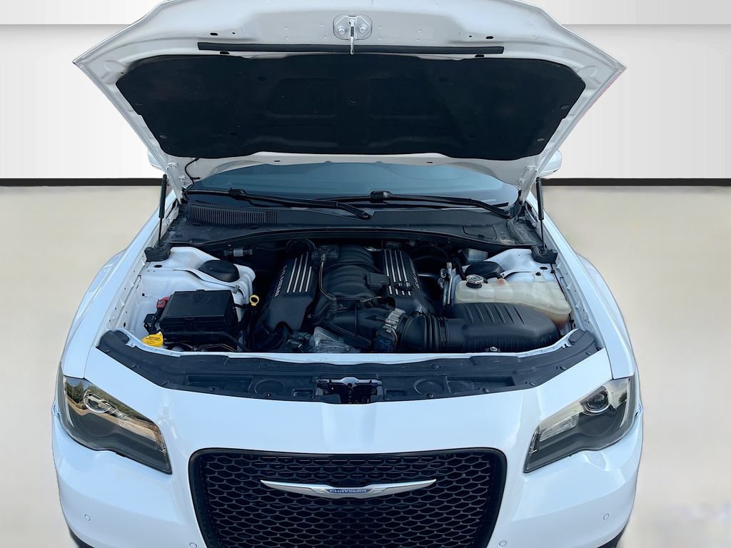 Used 2023 Chrysler 300 C RWD image 32