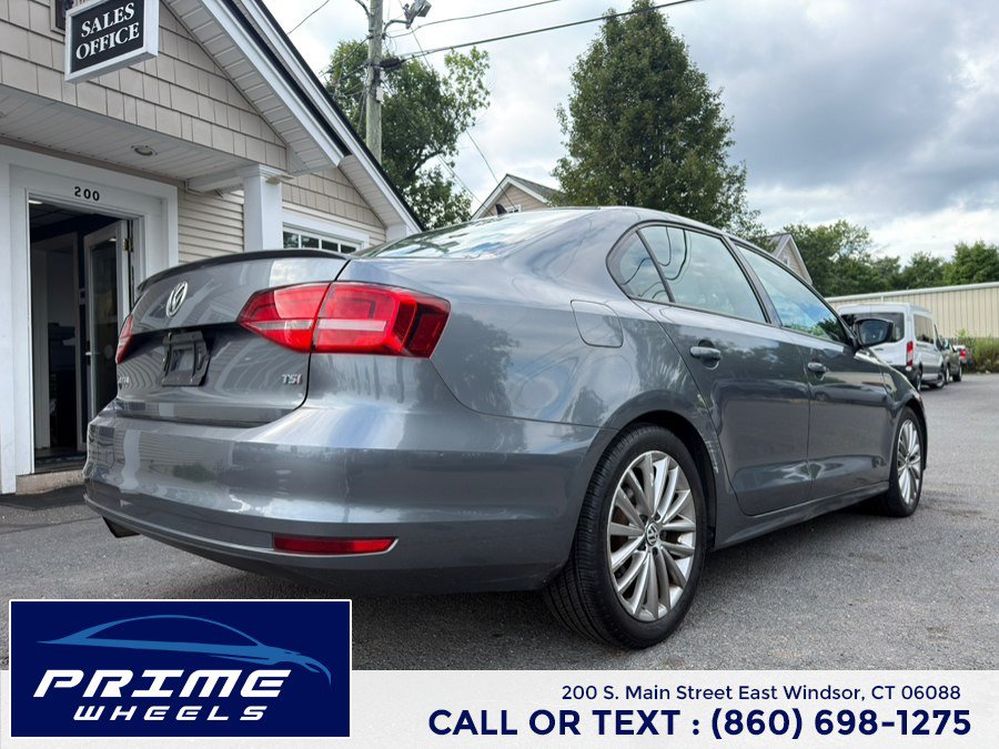 Used 2015 Volkswagen Jetta Sport FWD image 8