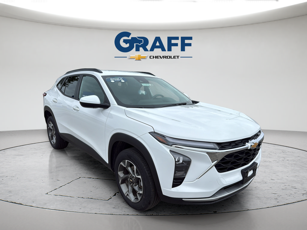 Used 2024 Chevrolet Trax LT FWD image 11