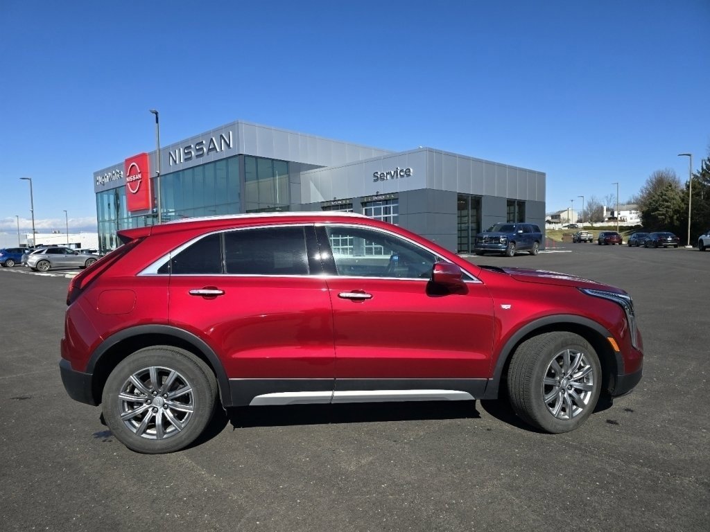 Used 2023 Cadillac XT4 Premium Luxury image 14