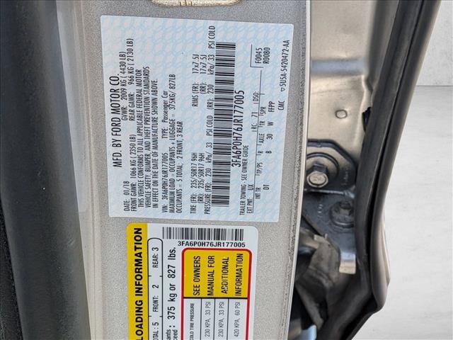 Used 2018 Ford Fusion SE w/ Fusion SE Technology Package FWD image 14