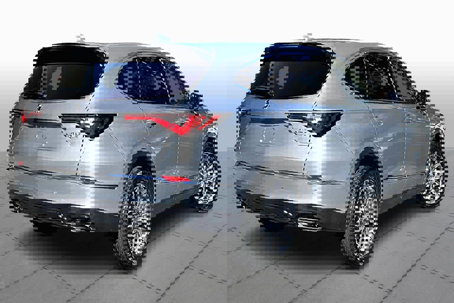 Used 2023 Acura MDX FWD w/ Technology Package image 12