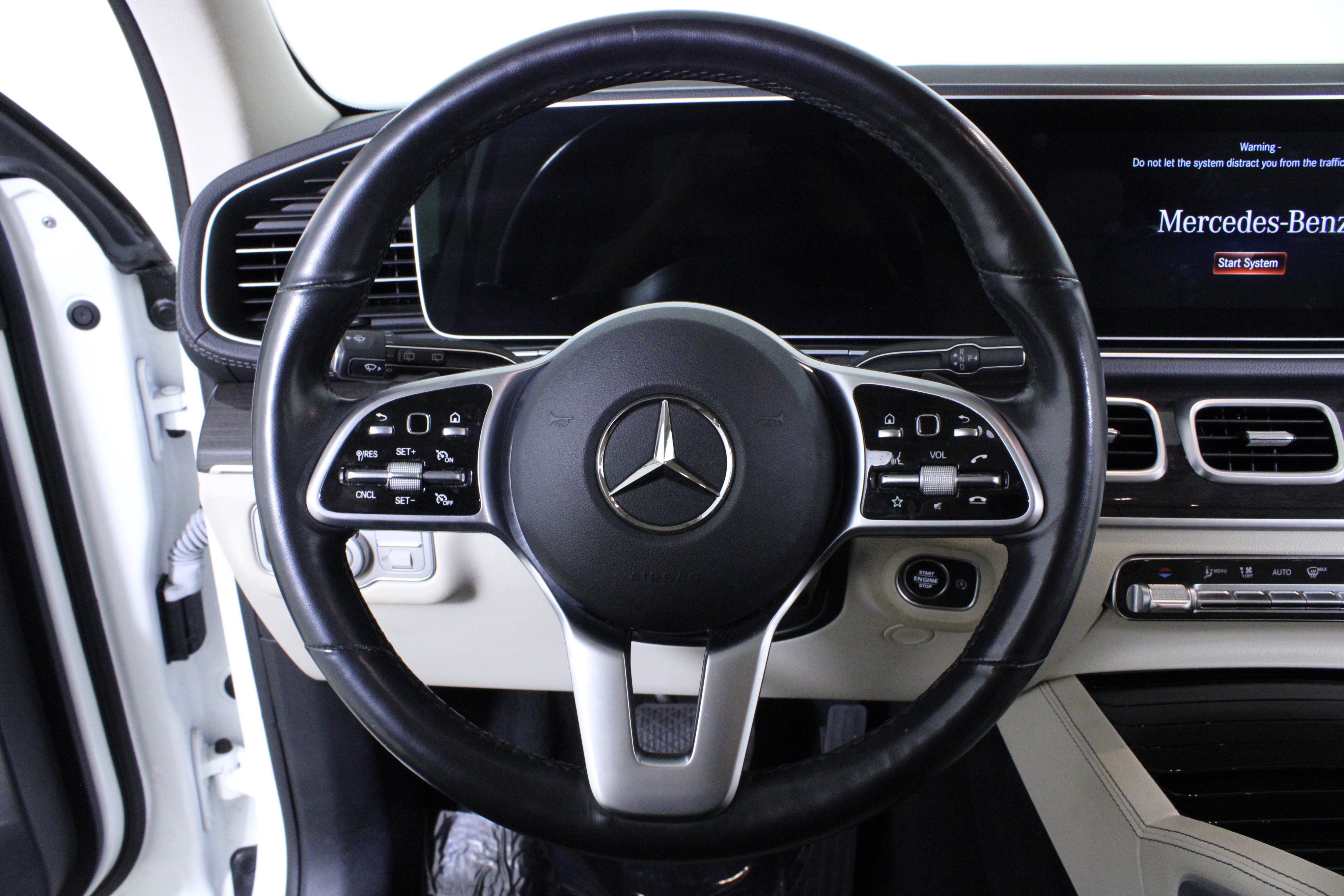 Used 2022 Mercedes-Benz GLS 450 GLS 450 image 25