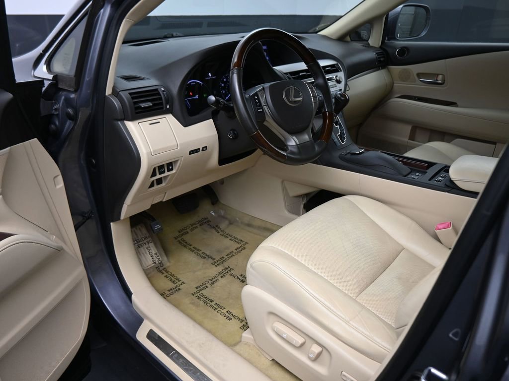 Used 2013 Lexus RX 450h AWD w/ Navigation Pkg image 2