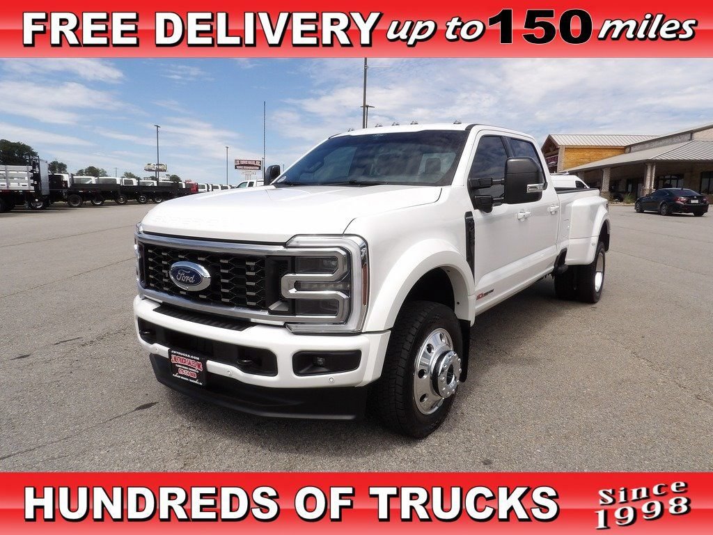 Used 2026 Ford F450 Platinum AWD/4WD image 1