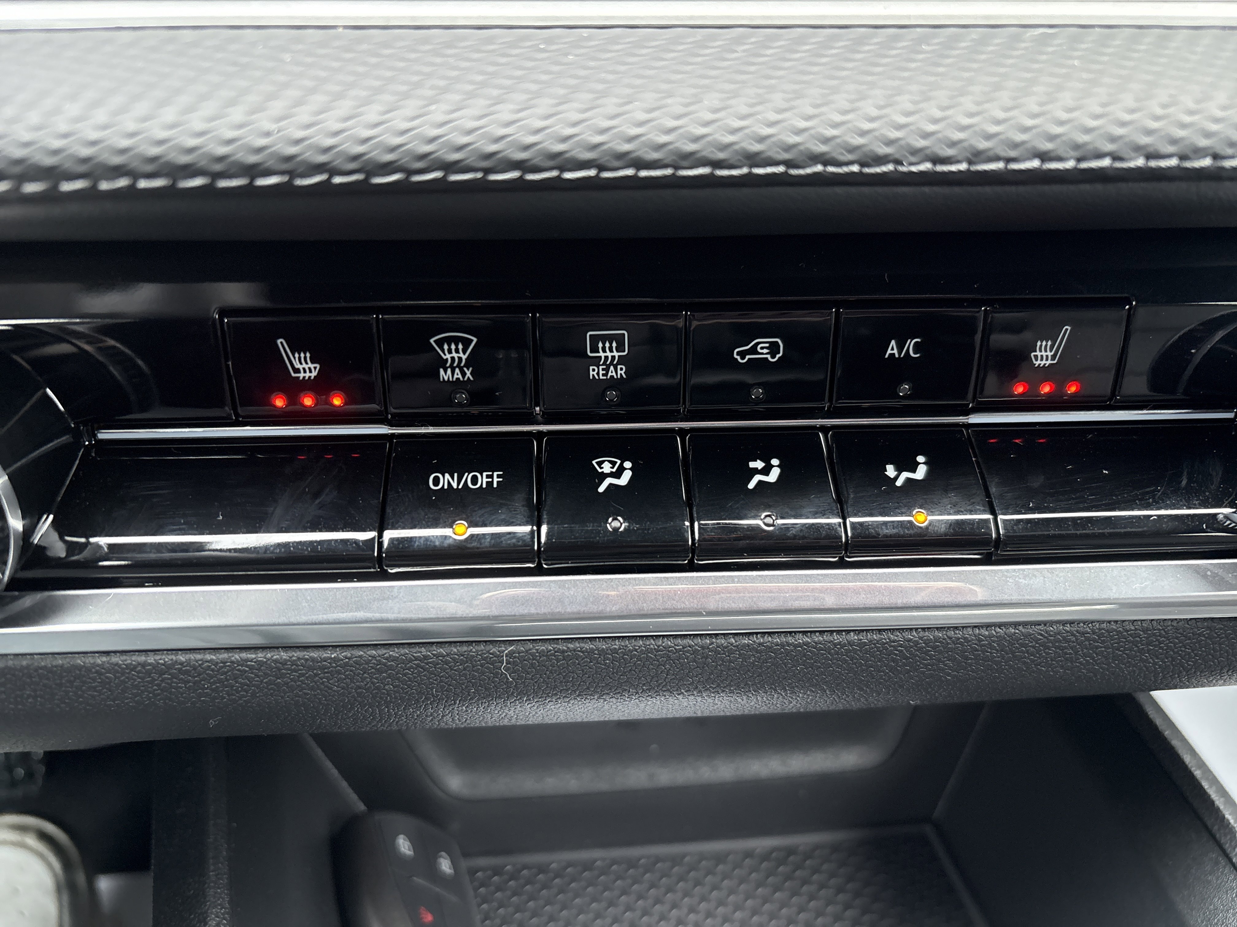 New 2026 Chevrolet Equinox LT image 27