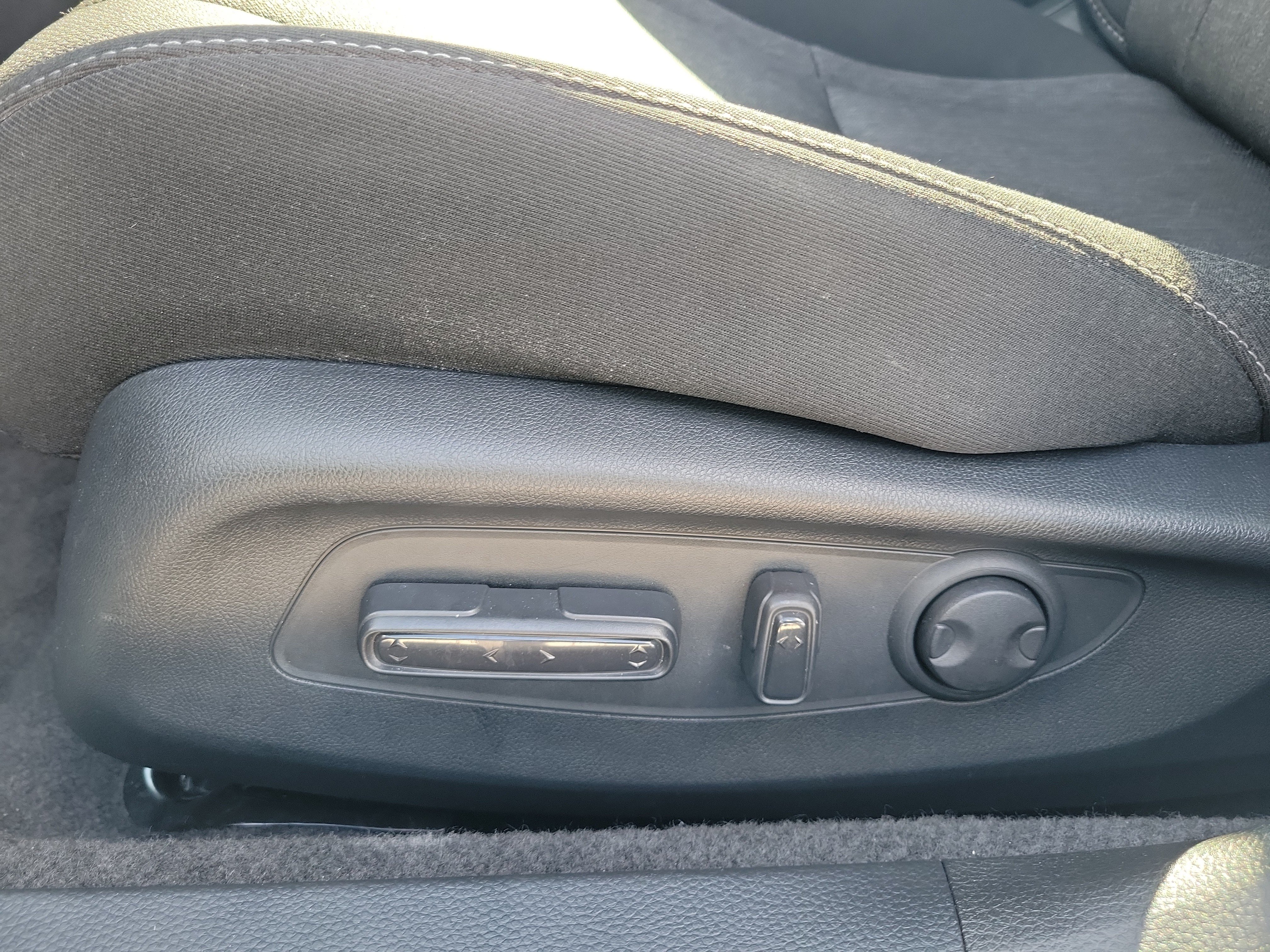 Used 2024 Honda Accord EX image 19