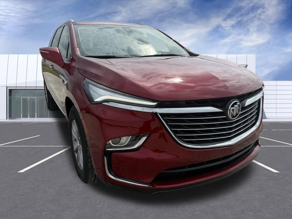 Used 2024 Buick Enclave Essence FWD image 1