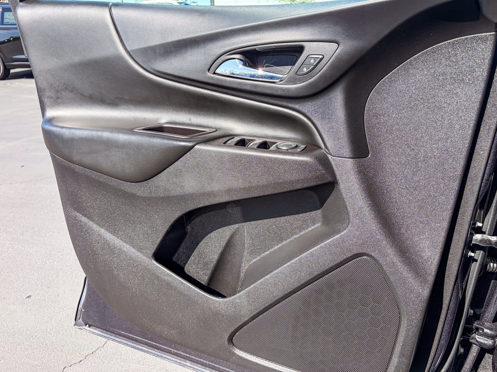 Used 2022 Chevrolet Equinox LT FWD image 19