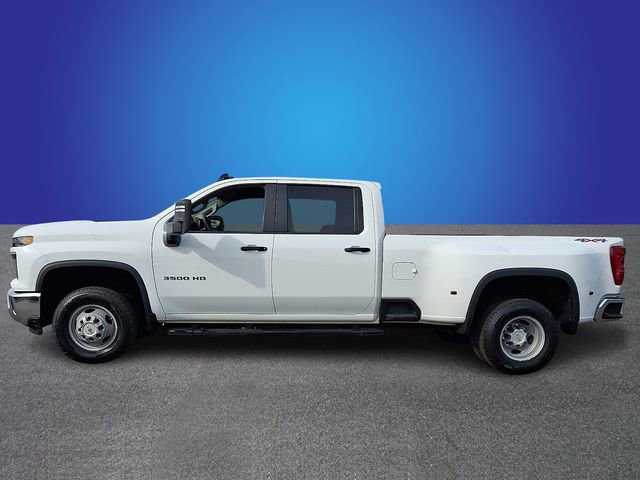 Used 2024 Chevrolet Silverado 3500 W/T image 4