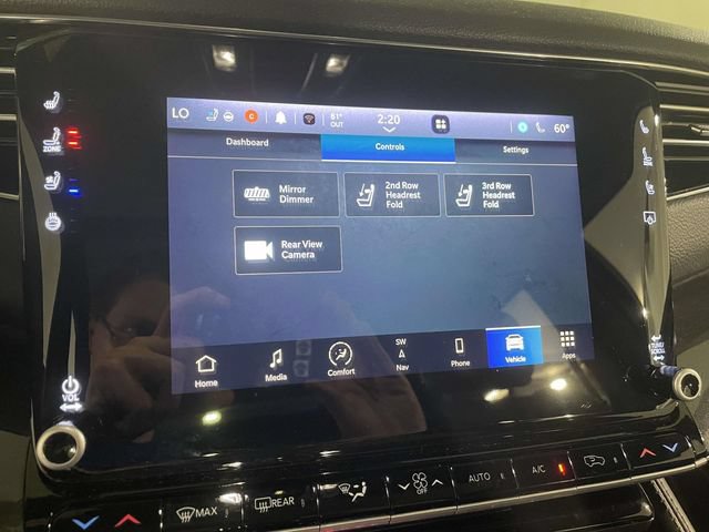 Used 2022 Jeep Wagoneer Series I w/ Premium Group I AWD/4WD image 31